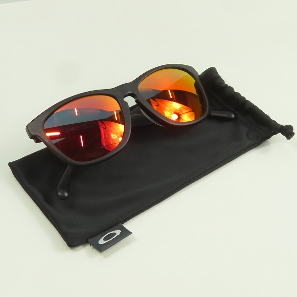 実際に弊社で買取させて頂いたOAKLEY/オークリー Frogskins.LX フロッグスキン サングラス OO2039-02の画像 9枚目