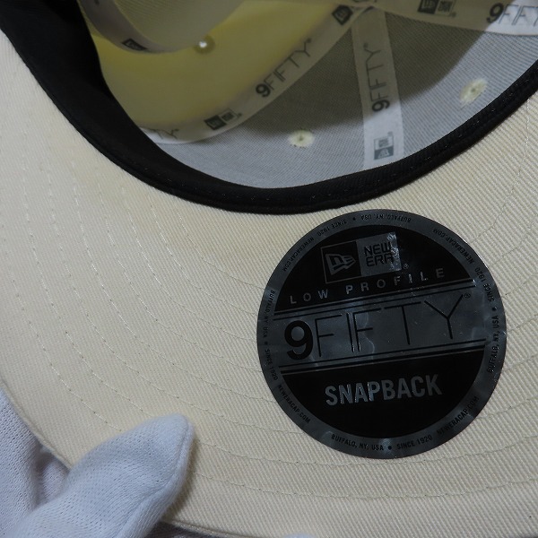 実際に弊社で買取させて頂いたF.C.R.B.×NEWERA/FCレアルブリストル×ニューエラ BRISTOL EMBLEM LOGO 6panel Cap キャップ クリーム系の画像 8枚目