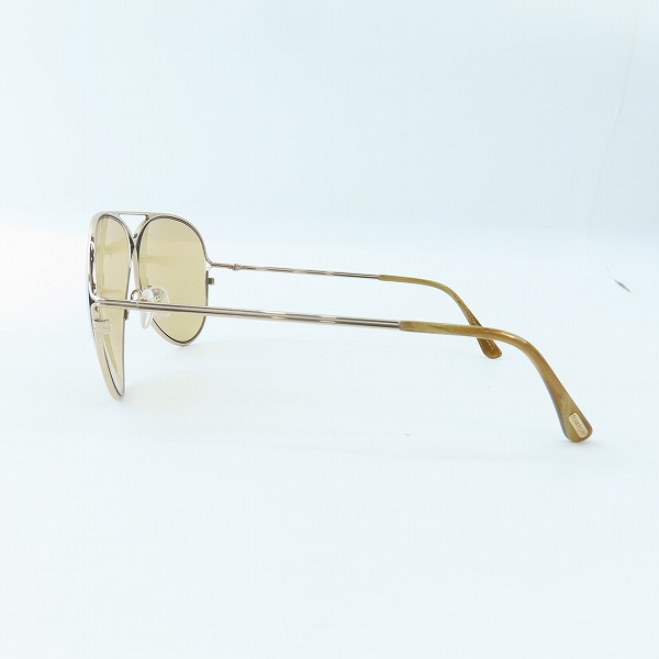 実際に弊社で買取させて頂いたTOM FORD/トムフォード プライベートコレクション N.4 28E FT0488-P Photochromic サングラスの画像 1枚目