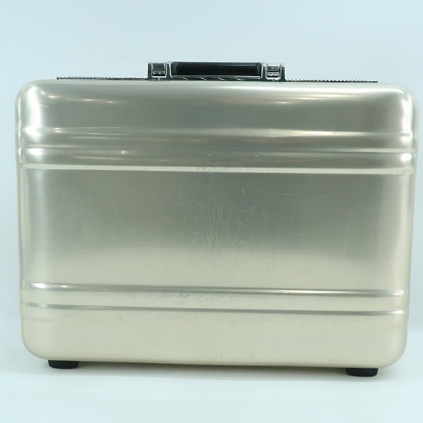 実際に弊社で買取させて頂いたZERO HALLIBURTON/ゼロハリバートン ダイヤル式 アタッシュケース