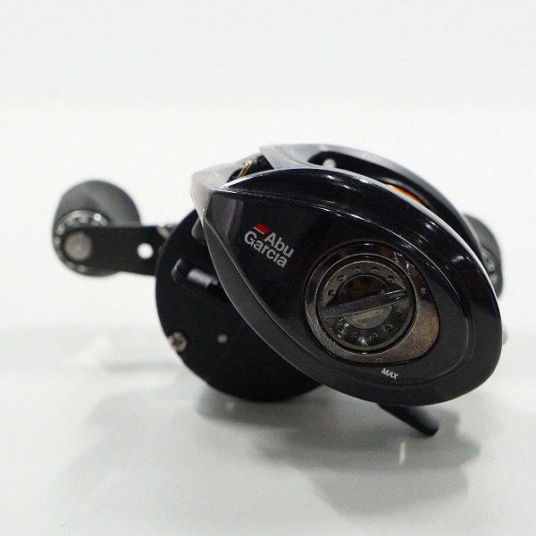実際に弊社で買取させて頂いたAbuGarcia/アブガルシア REVO3PC Revo POWER CRANK 5 レボ パワークランク 右ハンドル ベイトリールの画像 2枚目