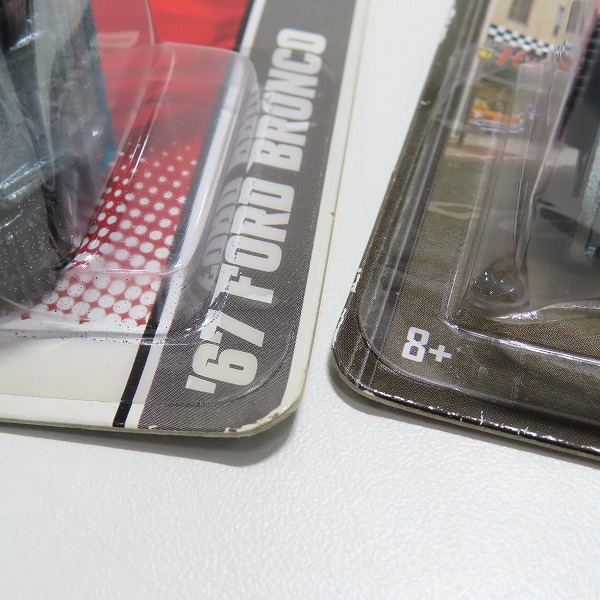 実際に弊社で買取させて頂いた【未開封】Hot Wheels/ホットウィール GARAGE '67 FORD BRONCO/'85 FORD BRONCO 4X4 2点セットの画像 5枚目