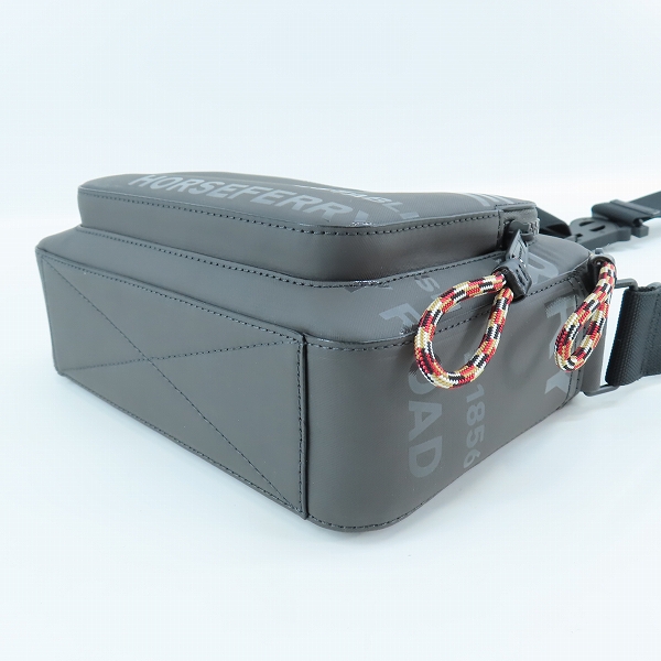 実際に弊社で買取させて頂いたBURBERRY/バーバリー ホースフェリープリント TBロゴ ショルダーバッグ 8043713の画像 2枚目