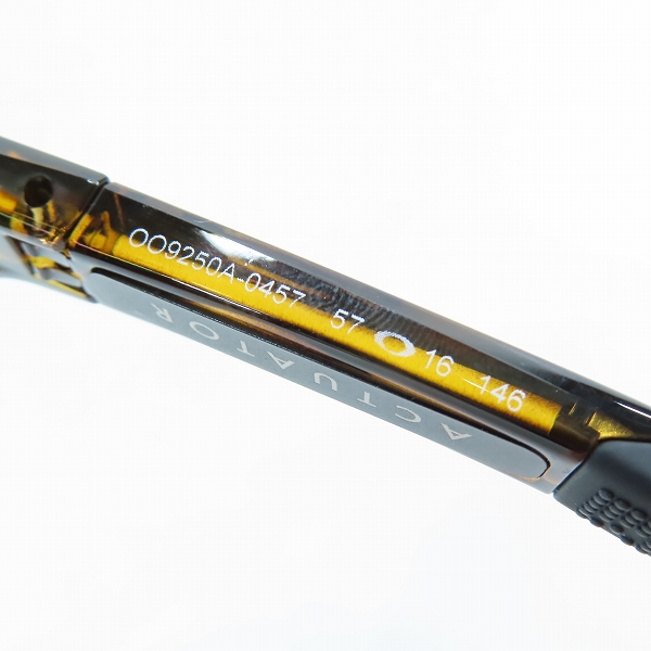 実際に弊社で買取させて頂いたOAKLEY/オークリー ACTUATOR A/アクチュエーター 偏光サングラス/アイウェア OO9250A-0457の画像 5枚目