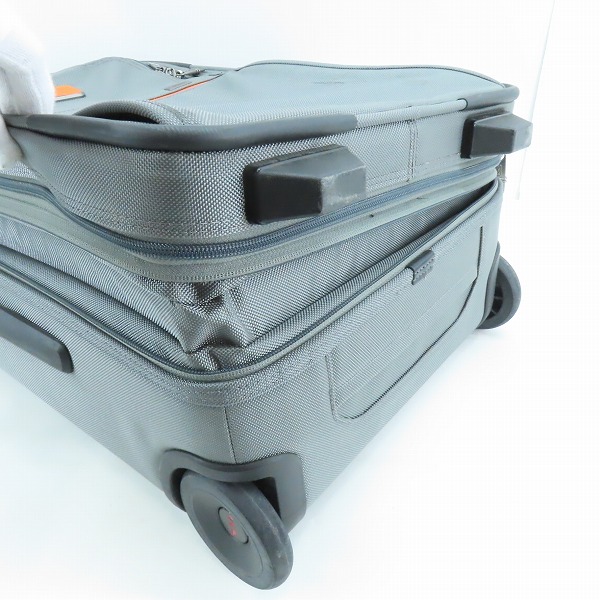 実際に弊社で買取させて頂いたTUMI/トゥミ ALPHA2 アルファ2 2輪キャスター式 ラゲージ ガーメント バッグ キャリーケース 22020GO2の画像 3枚目