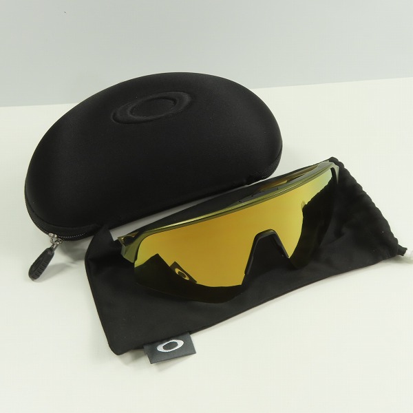 実際に弊社で買取させて頂いたOAKLEY/オークリー SUTRO LITE SWEEP サングラス/アイウェア OO9465-2139 の画像 9枚目