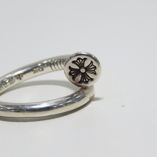 実際に弊社で買取させて頂いたCHROME HEARTS/クロムハーツ ネイルリング フラット CHプラス 13-14号の画像 4枚目