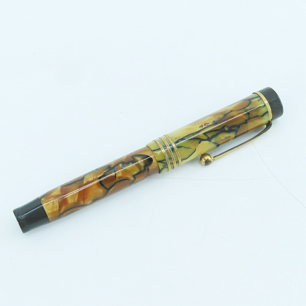 実際に弊社で買取させて頂いたPARKER/パーカー Lucky Curve マーブル 模様  ヴィンテージ 万年筆の画像 1枚目