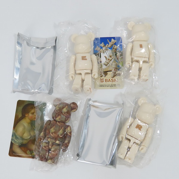 実際に弊社で買取させて頂いた【おまとめ9点/内袋未開封】MEDICOM TOY/メディコムトイ BE@RBRICK/ベアブリック 100％ シリーズ47の画像 1枚目