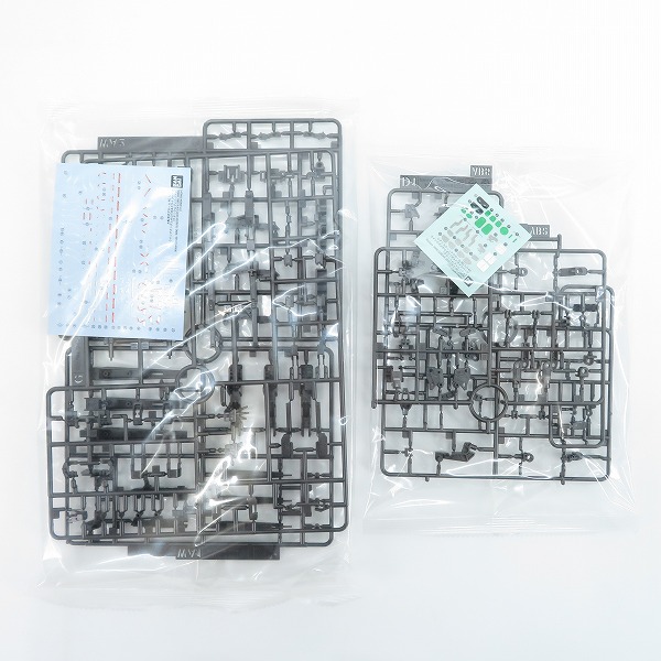 実際に弊社で買取させて頂いた【未組立】BANDAI/バンダイ RG 1/144 ウイングガンダム ゼロ EW & ドライツバーク チタニウムフィニッシュ ガンプラ/プレバンの画像 2枚目