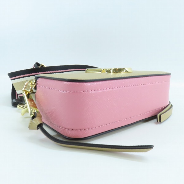 実際に弊社で買取させて頂いたMARC JACOBS/マークジェイコブス SNAPSHOT/スナップショット ショルダーバッグの画像 2枚目