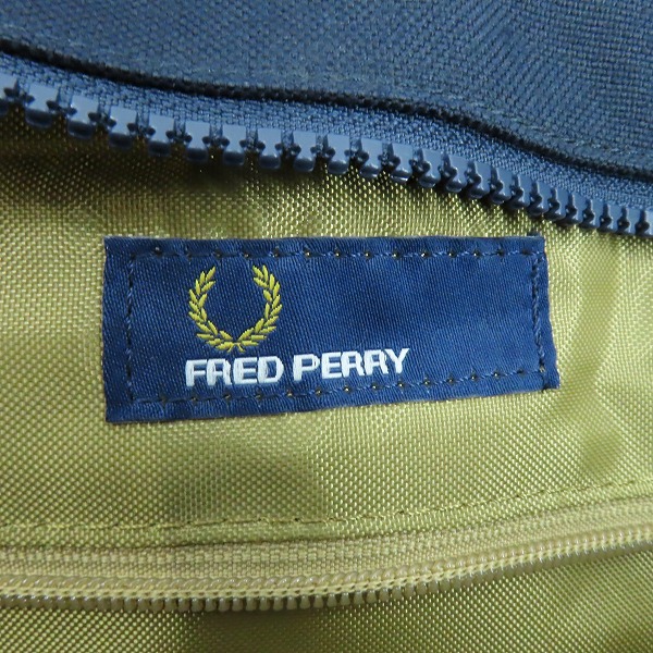実際に弊社で買取させて頂いたFRED PERRY/フレッドペリー ロゴ刺繍 トートバッグの画像 4枚目