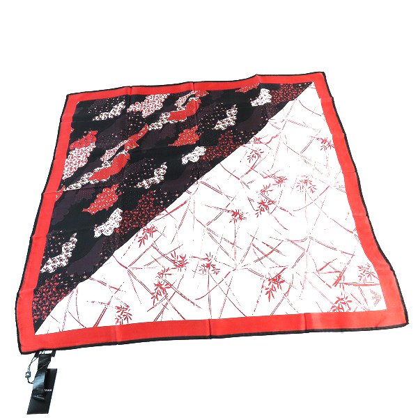 実際に弊社で買取させて頂いた【未使用】EMPORIO ARMANI/エンポリオアルマーニ スカーフ/ハンカチ 2点セットの画像 5枚目