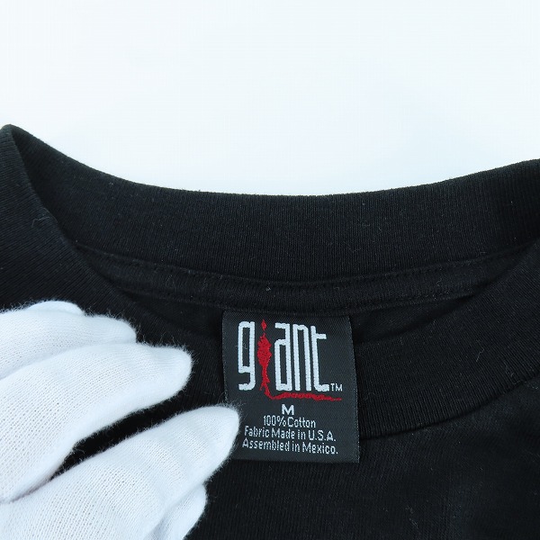 実際に弊社で買取させて頂いたBuckcherry/バックチェリー 2001 Tour TIME BOMB バンドTシャツ/Mの画像 2枚目