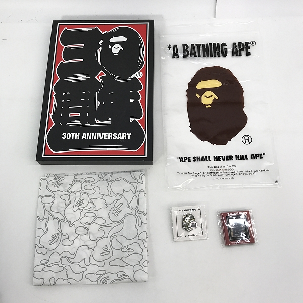実際に弊社で買取させて頂いた【未使用】A BATHING APE/アベイジングエイプ 30TH ANNIVERSARY APE HEAD TEE/30周年記念限定 エイプヘッド Tシャツ/Mの画像 6枚目
