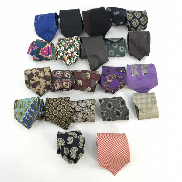 実際に弊社で買取させて頂いた【おまとめ】GIORGIO ARMANI/ジョルジオアルマーニ Paul Smith/ポールスミス 他 ネクタイ