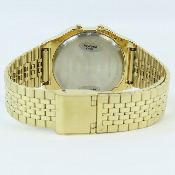 実際に弊社で買取させて頂いた(2)TIMEX/タイメックス スペースインベーダー  腕時計 TW2V30100の画像 2枚目