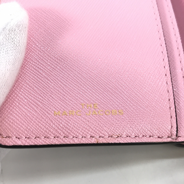 実際に弊社で買取させて頂いたMARC JACOBS/マークジェイコブス SNAPSHOT/スナップショット 二つ折り 財布/ウォレットの画像 5枚目
