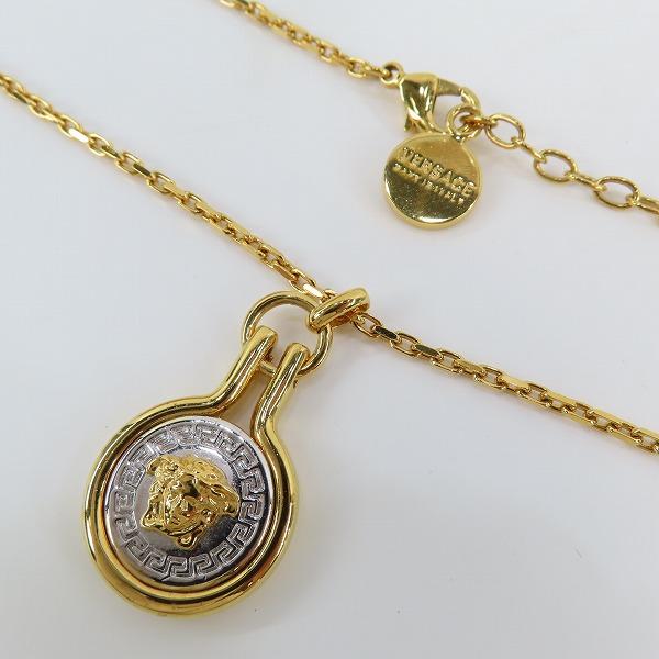 実際に弊社で買取させて頂いたVERSACE/ヴェルサーチ メドゥーサモチーフ ゴールドカラー ペンダント/ネックレス
