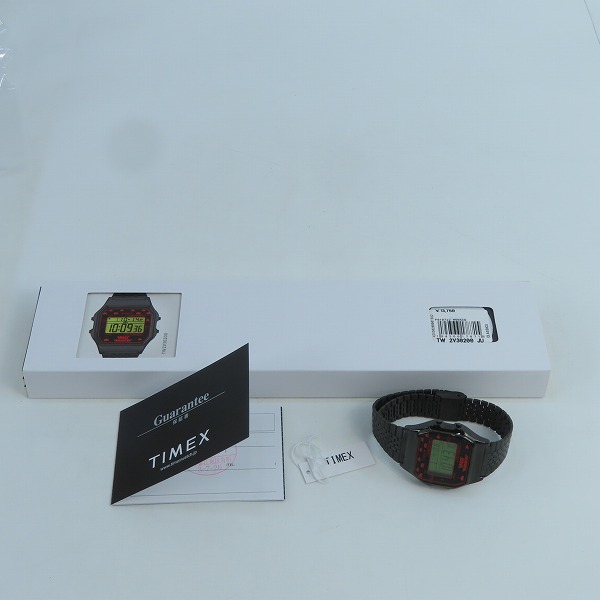 実際に弊社で買取させて頂いた(1)TIMEX/タイメックス スペースインベーダー  腕時計 TW2V30200の画像 7枚目