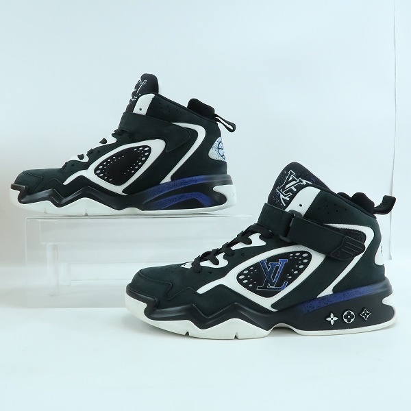 実際に弊社で買取させて頂いたLOUIS VUITTON/ルイヴィトン 22AW LVトレイナー2 スニーカー ブラック×ホワイト GO0252/8の画像 3枚目