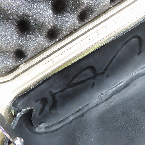 実際に弊社で買取させて頂いたZERO HALLIBURTON/ゼロハリバートン ダイヤル式 ミニアタッシュケース ZLH-PGの画像 6枚目