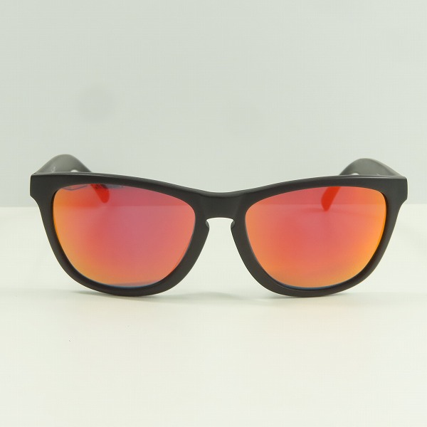 実際に弊社で買取させて頂いたOAKLEY/オークリー Frogskins.LX フロッグスキン サングラス OO2039-02