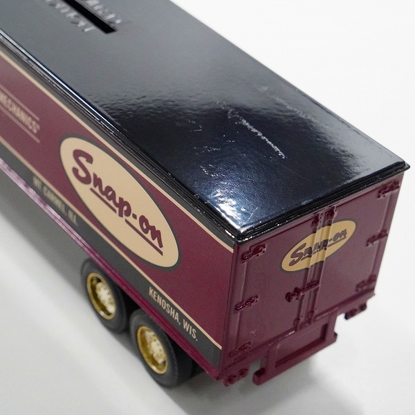 実際に弊社で買取させて頂いたSnap-on/スナップオン 1/43 1948 PETERBILT TRACTOR TRALER Limited Edition ダイキャスト ミニカー 貯金箱の画像 5枚目