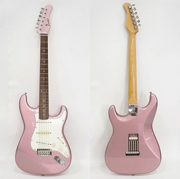 実際に弊社で買取させて頂いた★Combat CUSTOM GUITARS/コンバット ストラトキャスターType マッチングヘッド エレキギター ハードケース付の画像 1枚目