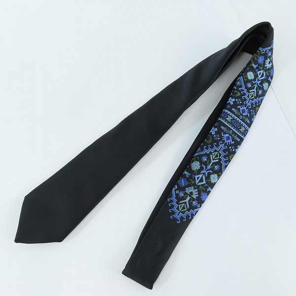 実際に弊社で買取させて頂いたdior/ディオール CD/ダイアモンド 刺繍 ネクタイ 