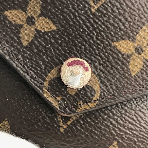 実際に弊社で買取させて頂いたLOUIS VUITTON/ルイヴィトン モノグラム ポルトフォイユ ヴィクトリーヌ 三つ折り財布 M41938 の画像 8枚目