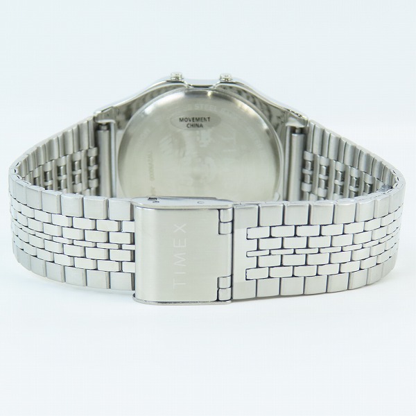 実際に弊社で買取させて頂いた(1)TIMEX/タイメックス スペースインベーダー  腕時計 TW2V30000の画像 2枚目