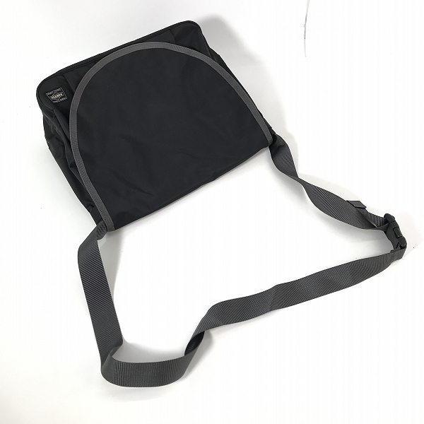実際に弊社で買取させて頂いた(5)HEAD PORTER/ヘッドポーター ショルダー メッセンジャー バッグ ブラック×グレーの画像 3枚目