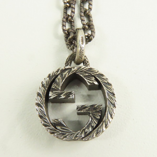 実際に弊社で買取させて頂いたGUCCI/グッチ インターロッキングGGロゴ 印唐草模様 アラベスク ネックレス/ペンダントの画像 2枚目