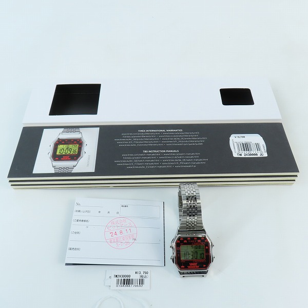 実際に弊社で買取させて頂いた(1)TIMEX/タイメックス スペースインベーダー  腕時計 TW2V30000の画像 6枚目