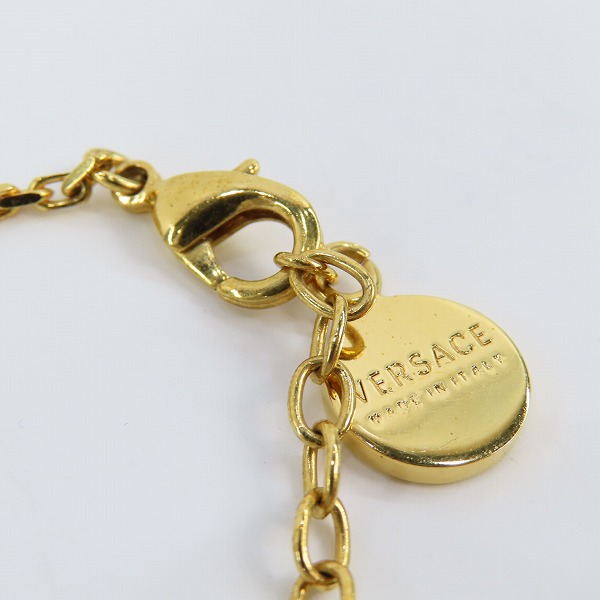 実際に弊社で買取させて頂いたVERSACE/ヴェルサーチ メドゥーサモチーフ ゴールドカラー ペンダント/ネックレスの画像 6枚目