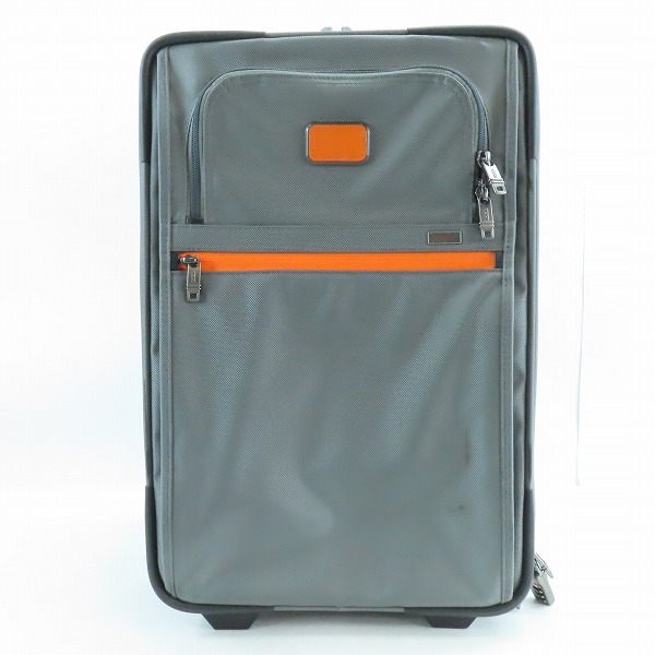 実際に弊社で買取させて頂いたTUMI/トゥミ ALPHA2 アルファ2 2輪キャスター式 ラゲージ ガーメント バッグ キャリーケース 22020GO2