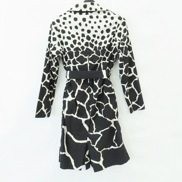 実際に弊社で買取させて頂いた【未使用】Roberto Cavalli/ロベルトカヴァリ ナイロンジャケット YTT5040K501/38の画像 1枚目