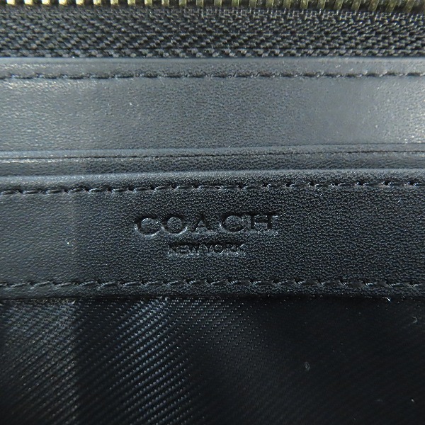 実際に弊社で買取させて頂いたCOACH/コーチ 蛇柄 ラウンドジップ 長財布の画像 4枚目