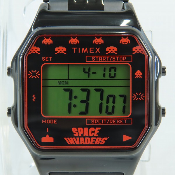 実際に弊社で買取させて頂いた(2)TIMEX/タイメックス スペースインベーダー  腕時計 TW2V30200