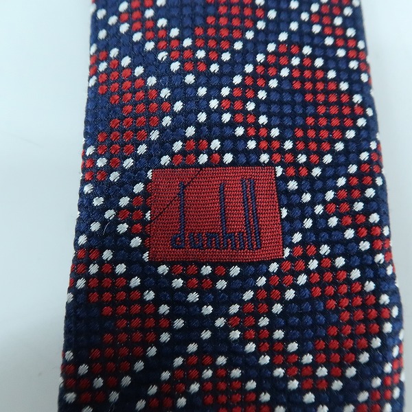実際に弊社で買取させて頂いた【未使用】Dunhill/ダンヒル ロゴ 総柄 ネクタイの画像 6枚目