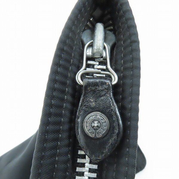 実際に弊社で買取させて頂いたCHROME HEARTS/クロムハーツ ジッパー ダガー ナイロン クラッチ バッグの画像 5枚目