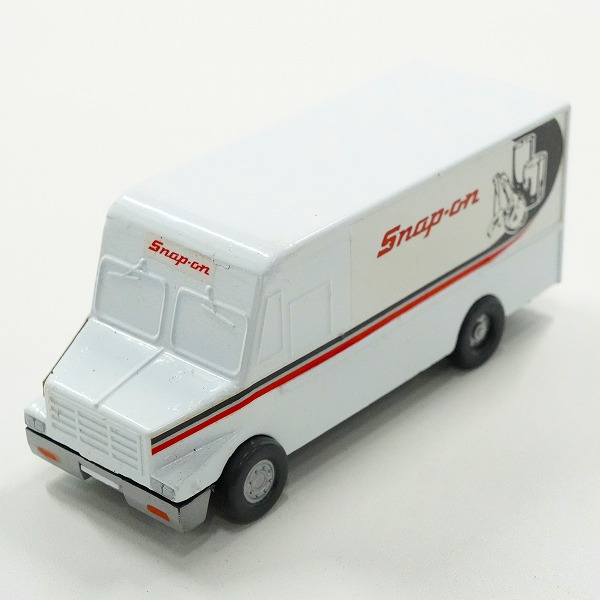 実際に弊社で買取させて頂いたSnap-on/スナップオン ロゴ バン ミニカー 貯金箱