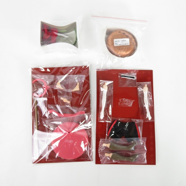 実際に弊社で買取させて頂いたGOOD SMILE COMPANY/グッドスマイルカンパニー Harmonia bloom ROSE/バラ ドール ウィッグ/ルームウェアセットの画像 6枚目