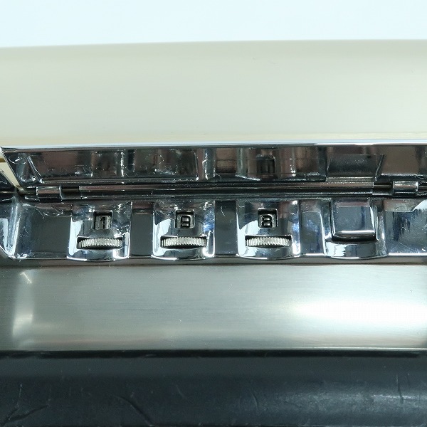 実際に弊社で買取させて頂いたZERO HALLIBURTON/ゼロハリバートン ダイヤル式 アタッシュケースの画像 5枚目