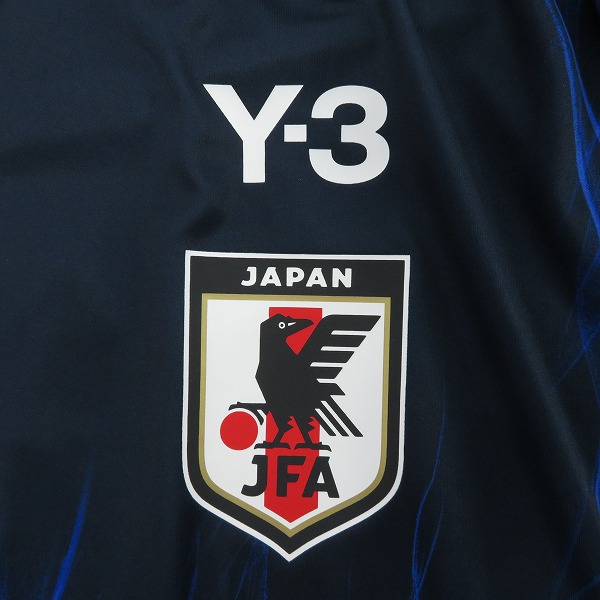 実際に弊社で買取させて頂いた(1)【未使用】Y-3/ワイスリー ヨウジヤマモト×アディダス サッカー日本代表 2024 ホーム レプリカ ユニフォーム IU0964/Lの画像 6枚目