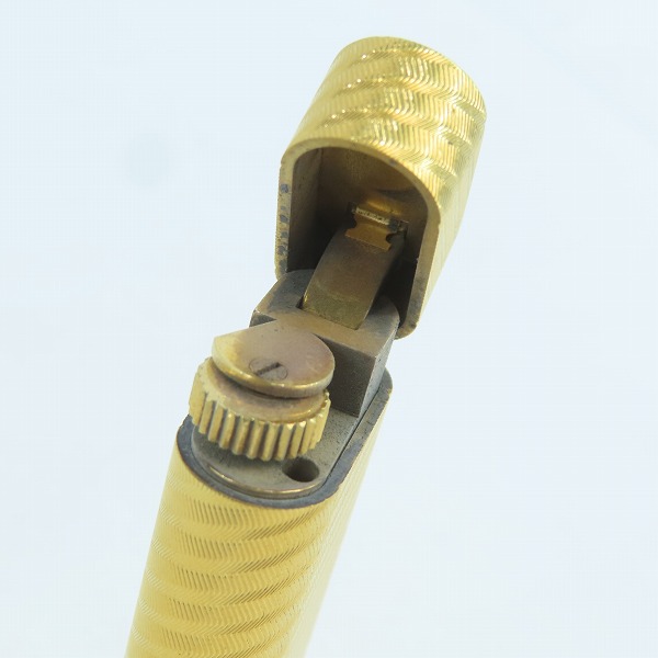 実際に弊社で買取させて頂いたCartier/カルティエ ガスライター ゴールドの画像 5枚目