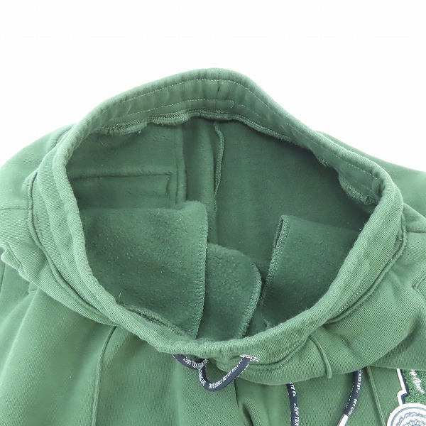 実際に弊社で買取させて頂いたA BATHING APE/アベイシングエイプ COLLEGE BADGES/カレッジデザイン スウェットパンツ グリーン Sの画像 2枚目