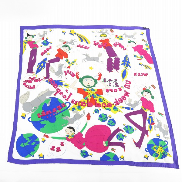 実際に弊社で買取させて頂いたHERMES/エルメス カレ70 Un Week-End dans l'Espace 気ままな週末 スカーフ/ストールの画像 1枚目