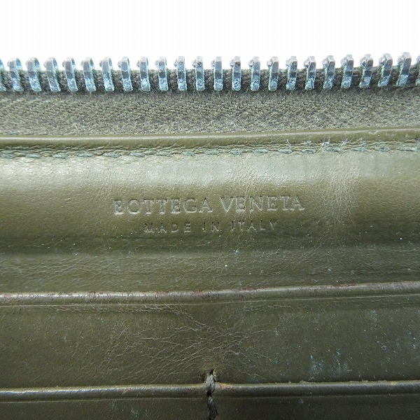 実際に弊社で買取させて頂いた【難あり】BOTTEGA VENETA/ボッテガヴェネタ イントレチャート ラウンドファスナー 長財布の画像 4枚目
